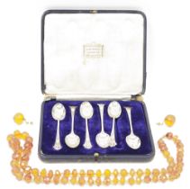 Set of silver silver teaspoons, hallmarked London 1916 by Harrods, housed in original Harrods box,