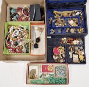 Assorted costume jewellery, to include necklaces, earrings, pendants and wristwatches