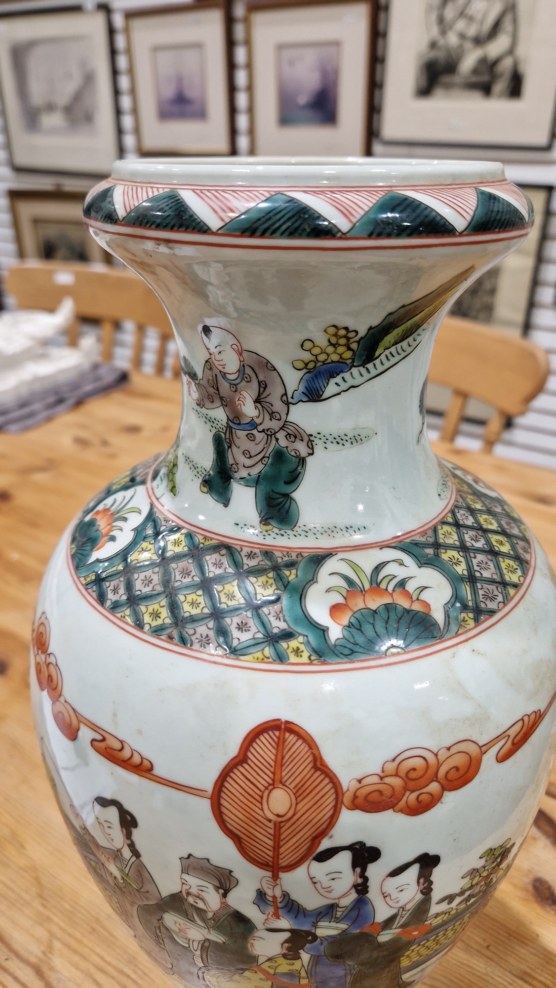 Chinese porcelain oviform famille verte vase, late 19th/early 20th century, underglaze blue six- - Image 6 of 26