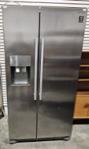 Samsung American-style two-door fridge/freezer, model RS50N3513SL Condition Report Unfortnately we