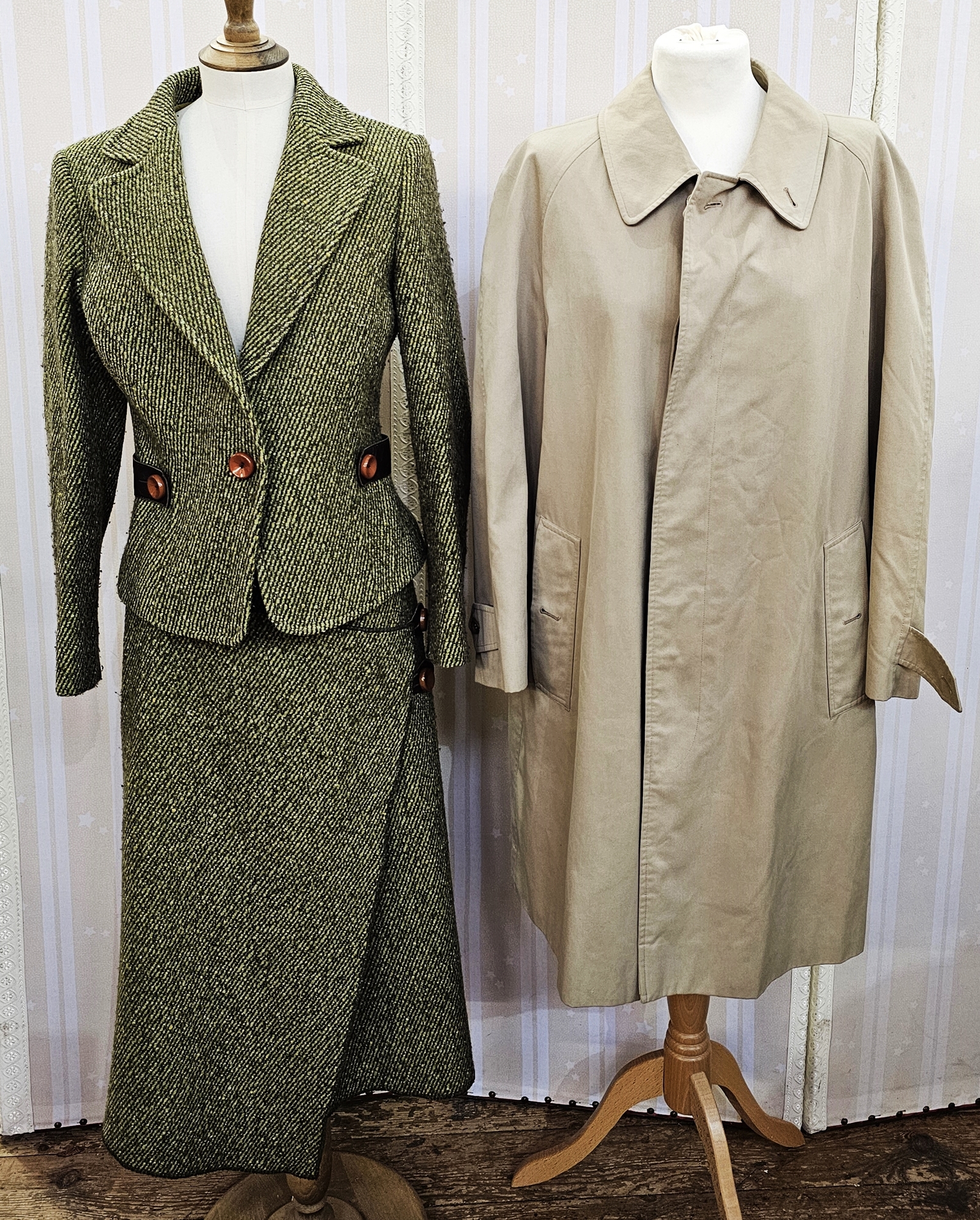 Cousins of Cheltenham tweed maxi coat, brown velvet trim to the collar, brown velvet buttons, - Image 8 of 8