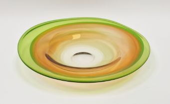 Fleur Tookey (b. 1950) green art glass shallow bowl with orange centre, signed and numbered 4230