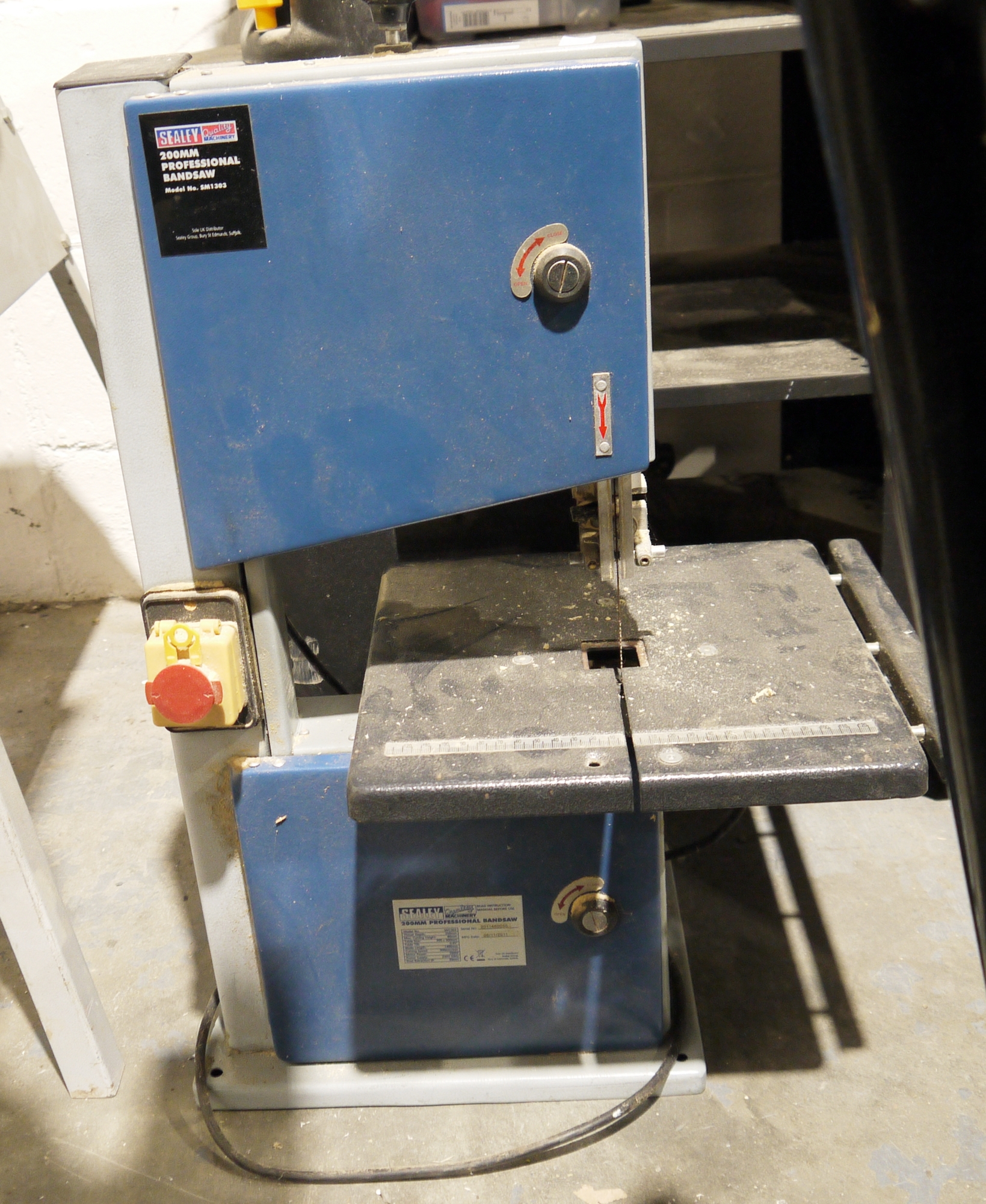 Sealey 200mm professional bandsaw model no.SM1303