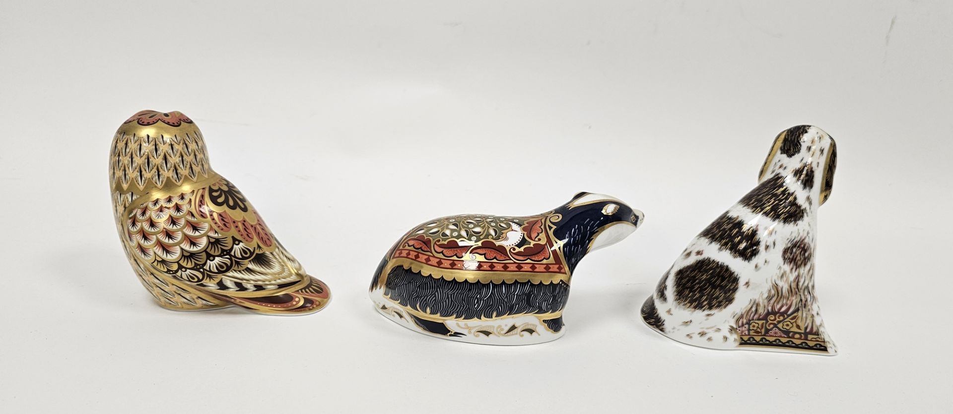 Three Royal Crown Derby bone china imari pattern paperweights, modelled as Moonlight Badger, Short - Image 3 of 6