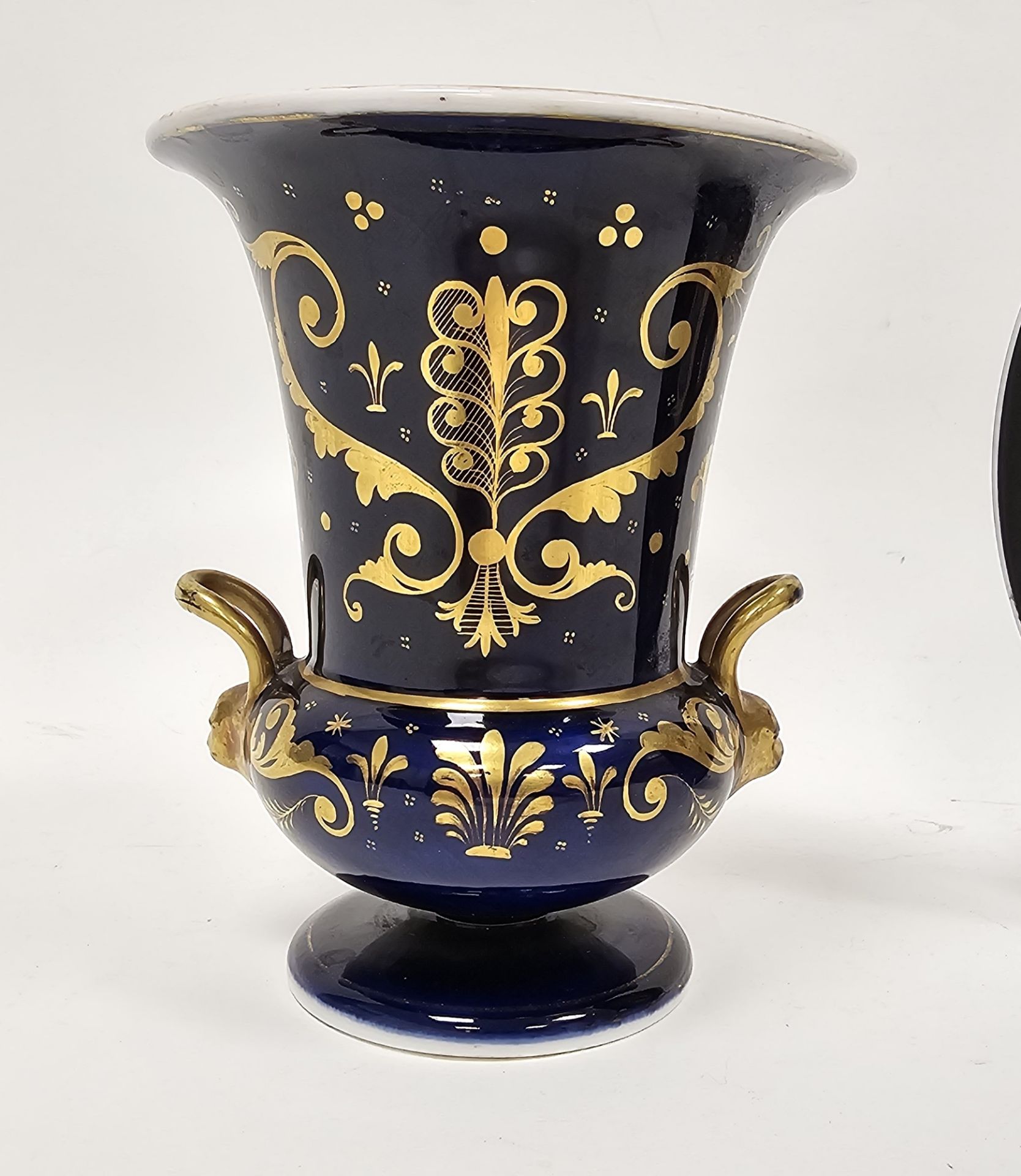 Early 19th century English porcelain dark-blue ground campana vase and a French porcelain matt - Image 2 of 3