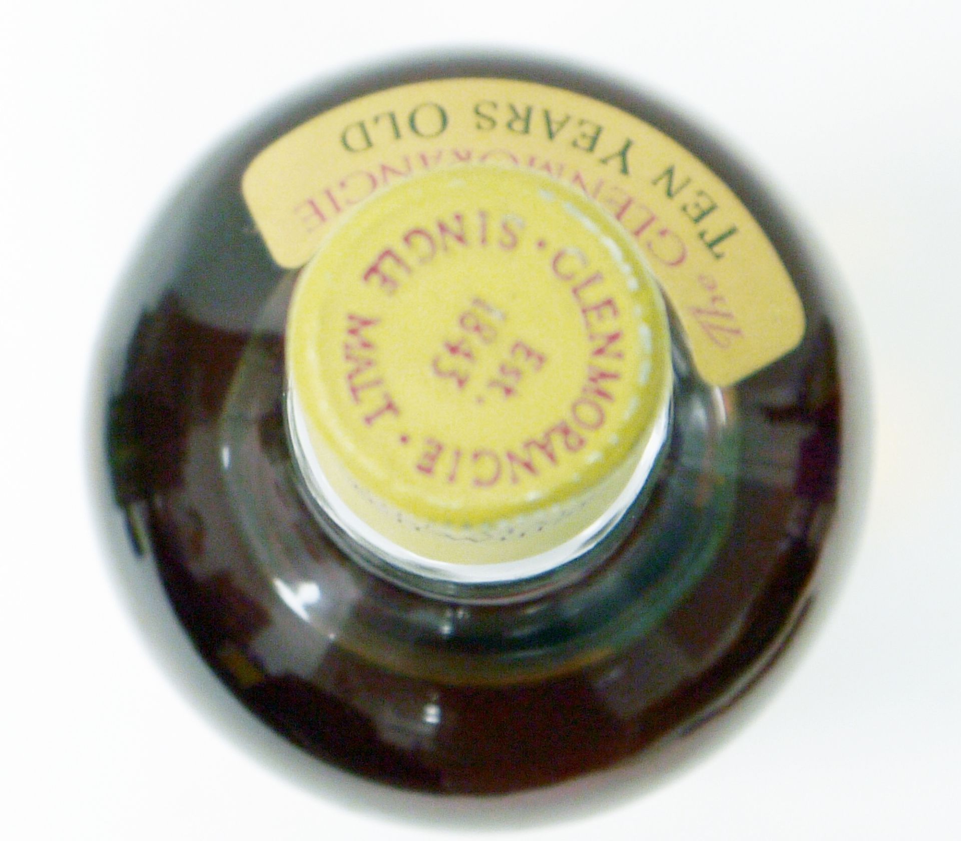 Glenmorangie 10 year old single highland malt Scotch whisky, c.1990's, duty free bottling, 1 - Image 3 of 3