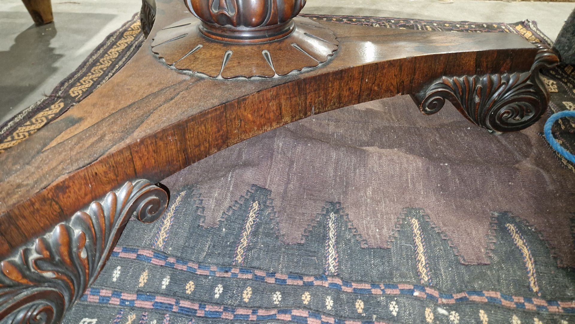 Large early Victorian rosewood tilt-top dining table of circular form, with carved floral central - Image 28 of 30