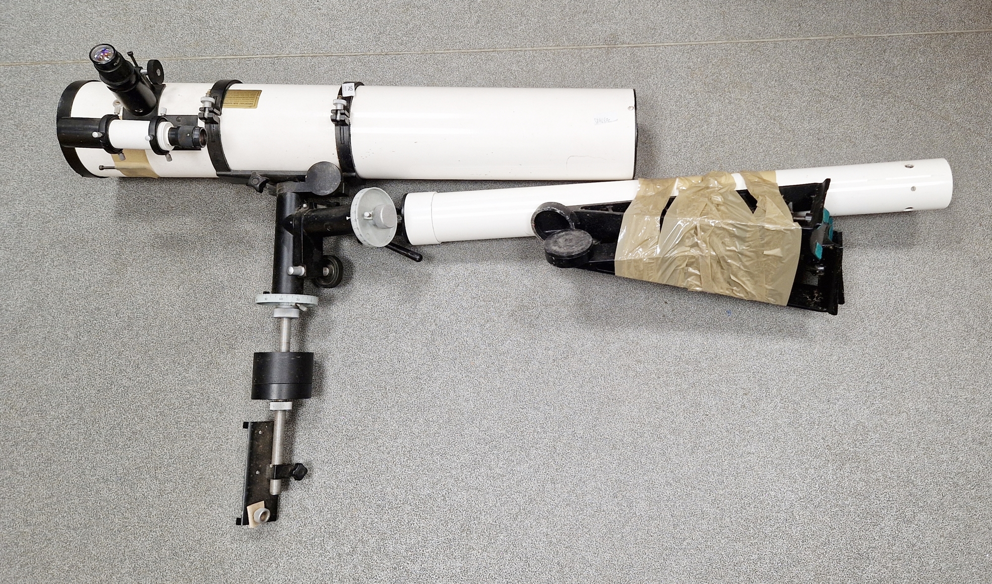 Amateur Astronomer Telescope, no.5332, 1999 - Image 2 of 2