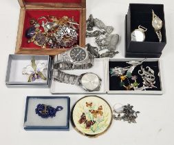 Sundry gent's and lady's wristwatches, enamel floral brooch and sundry costume jewellery (1 box)