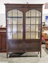 Large late 19th/early 20th century mahogany display cabinet with two glazed doors opening to