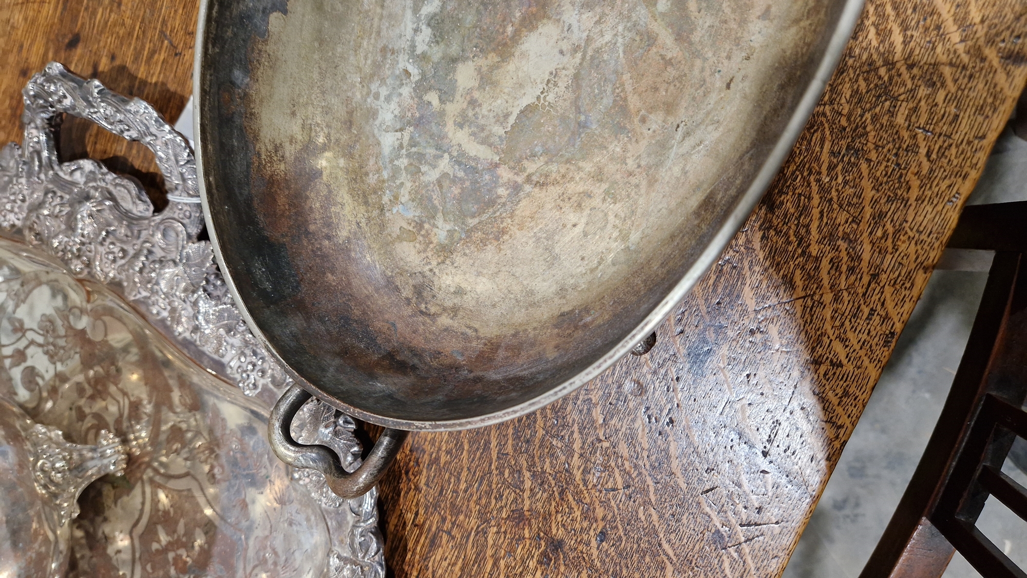 Collection of plated ware, including tea kettle, salver, spirit kettle stand, bon bon dish raised on - Image 9 of 18