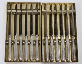 Set of 12 silver-handled dinner knives by Garrard & Co Ltd, London 1978/79