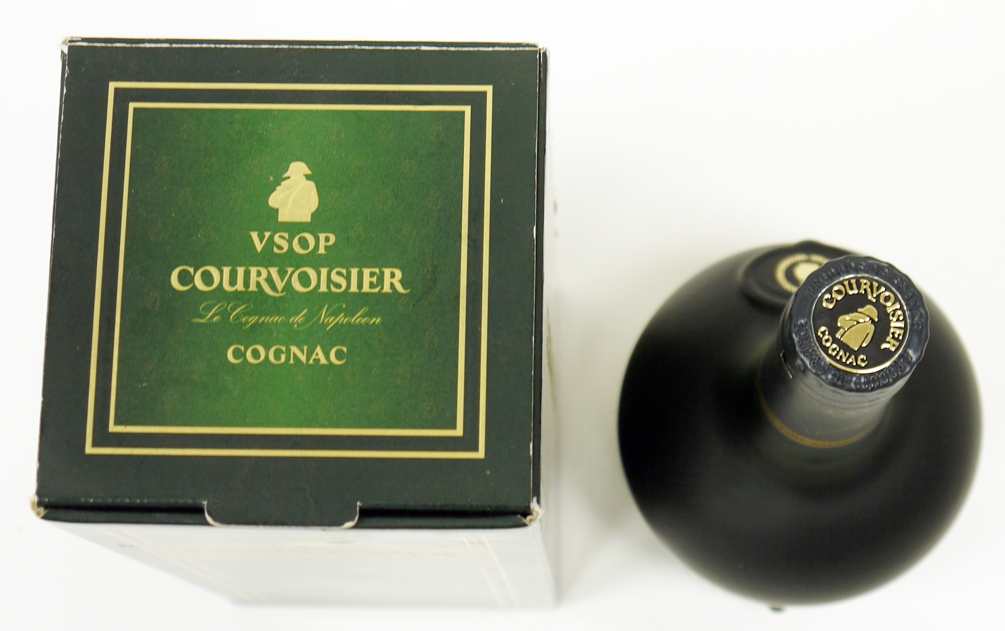 Courvoisier VSOP Cognac, 50cl, 40% vol, in original box - Image 3 of 3