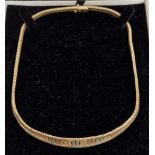 9ct three-colour gold collarette necklace having matt graduated panels within herringbone borders,