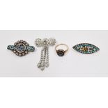 9ct gold and sapphire cluster ring, white metal and diamante bow-pattern and drop brooch and two