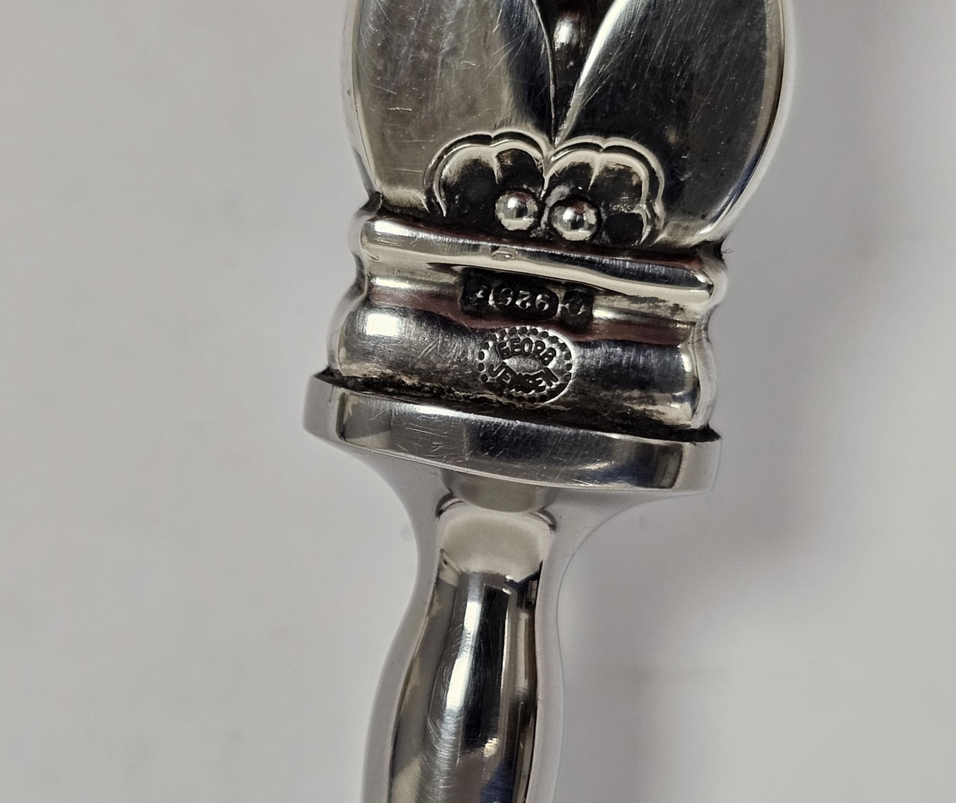 Silver handled cheese parer by Georg Jensen, with import marks for London 1961, the silver handle in - Image 4 of 4