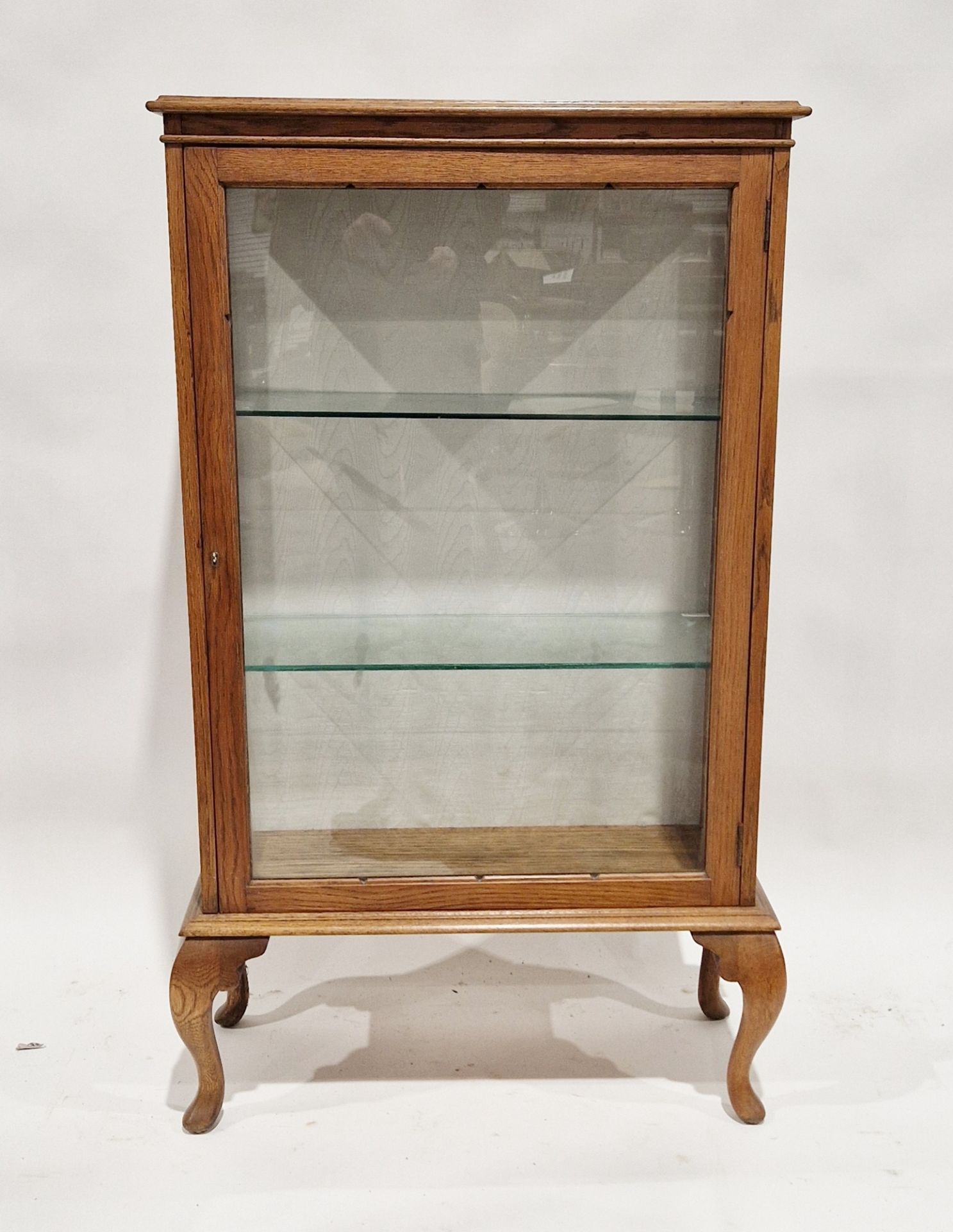 Early 20th century oak glazed display cabinet, the single door opening to reveal two adjustable - Image 2 of 3