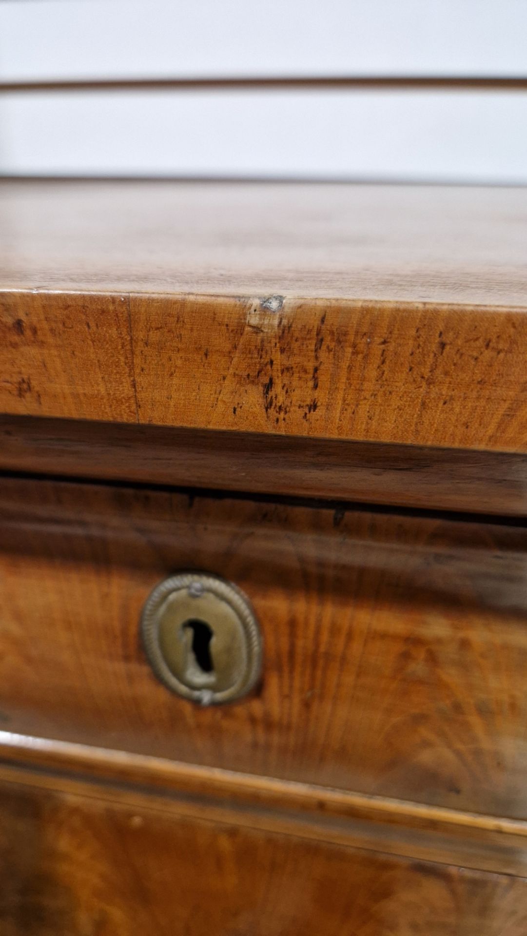 Empire-style walnutwood secretaire a abattant with ovolo cornice, ogee-fronted frieze drawer above - Image 7 of 47