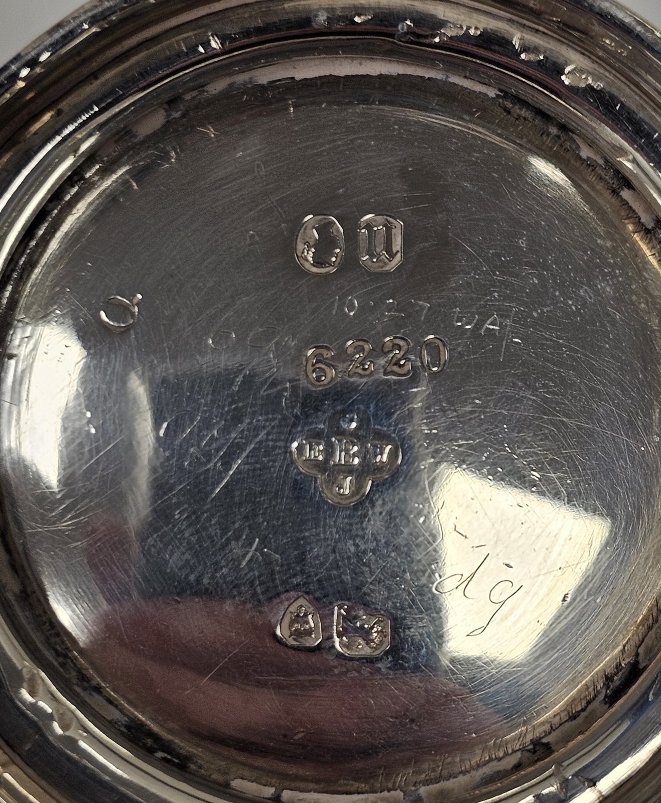 Late Victorian silver christening mug with engraved foliate decoration throughout, London 1888, - Image 2 of 2