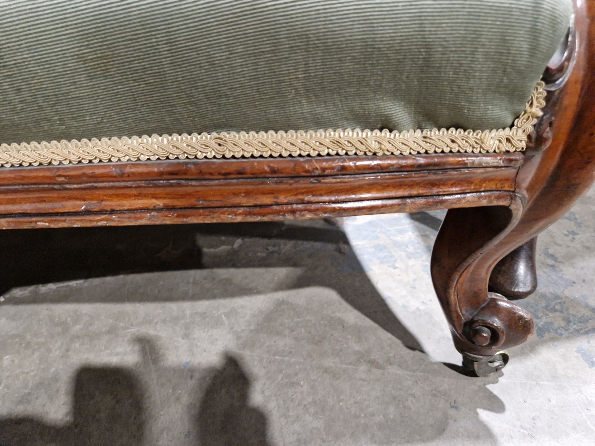 Victorian mahogany-framed parlour sofa, with scroll button back and foliate carved frame, - Image 10 of 29