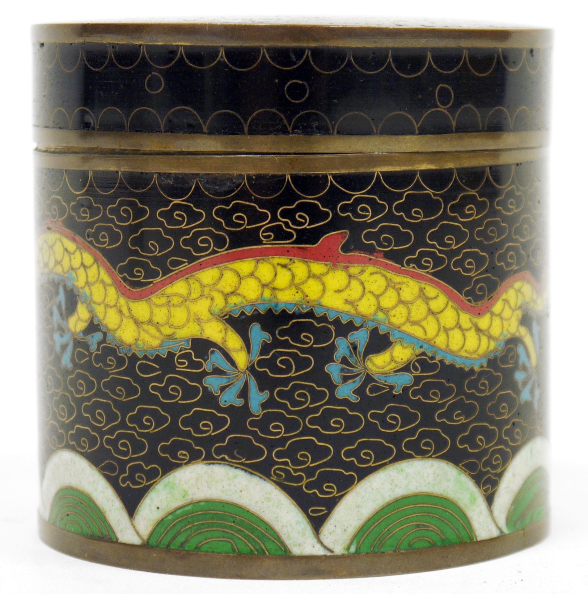 Chinese cloisonne enamel cylindrical jar and cover, late 19th/early 20th century, decorated with a - Image 2 of 2