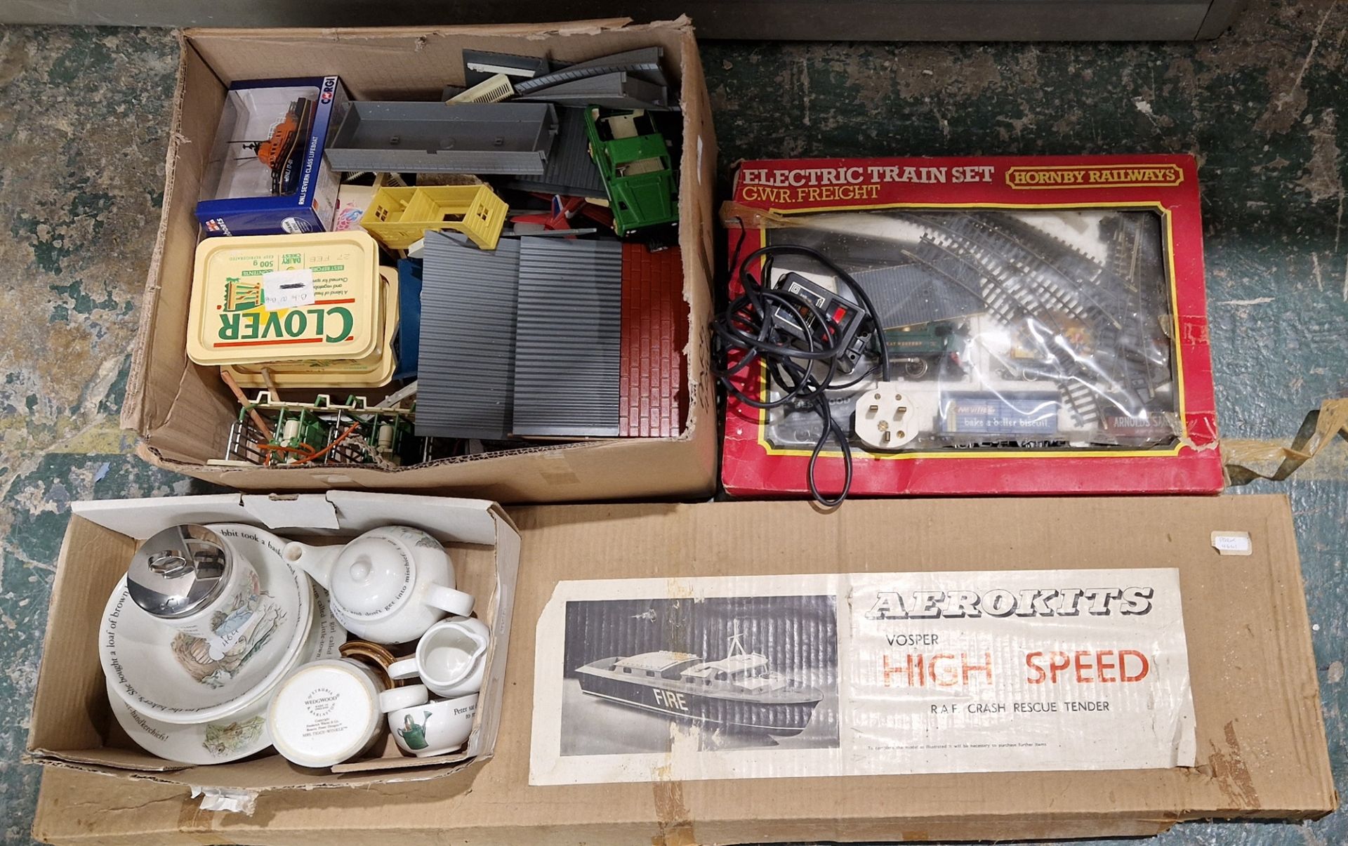 An Aerokits kit Vosper High Speed RAF Crash Rescue Tender in original box and original instruction