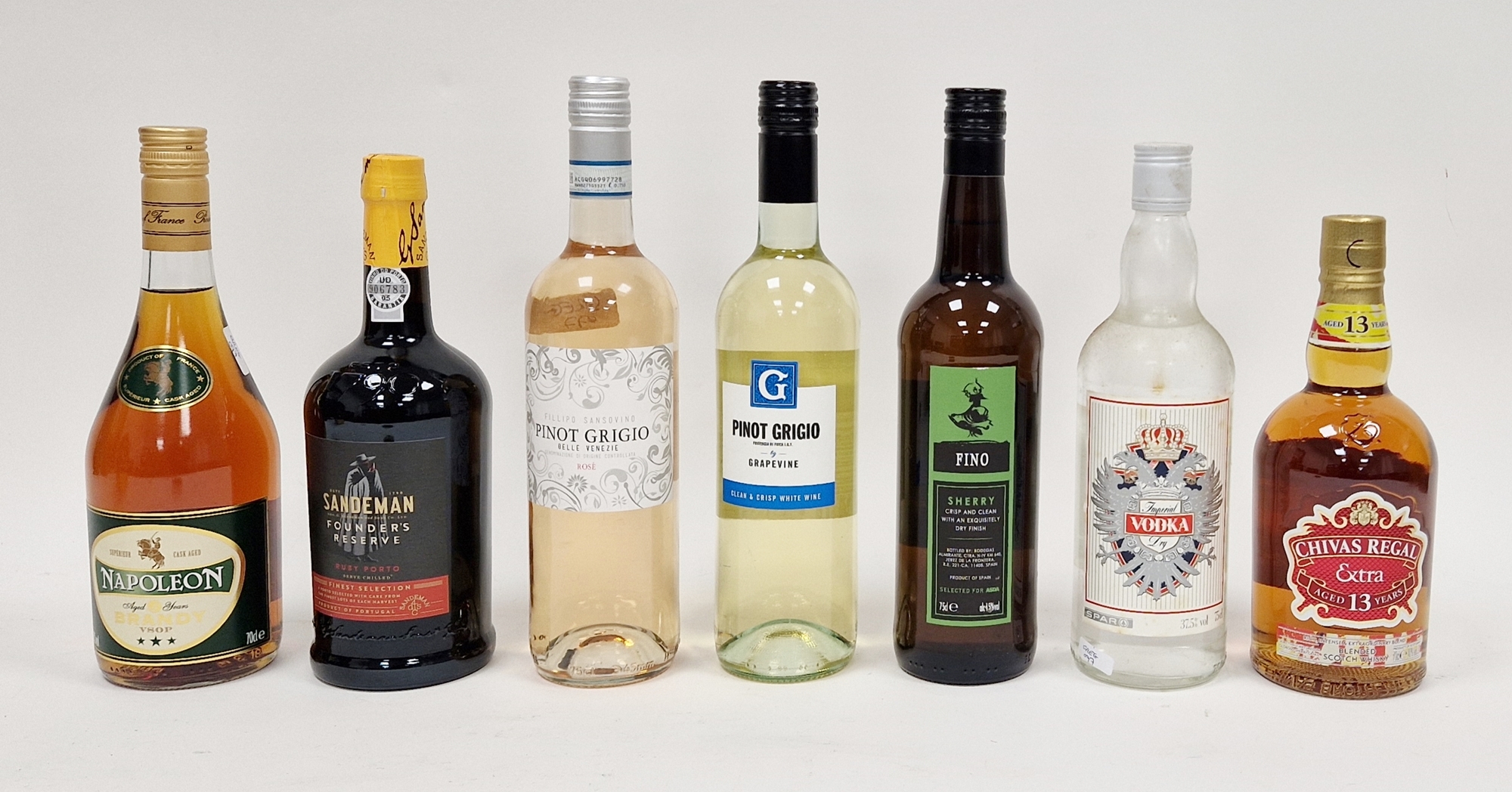 Mixed collection of wines and spirits including Sandemans Founders Reserve ruby port, Chivas Regal