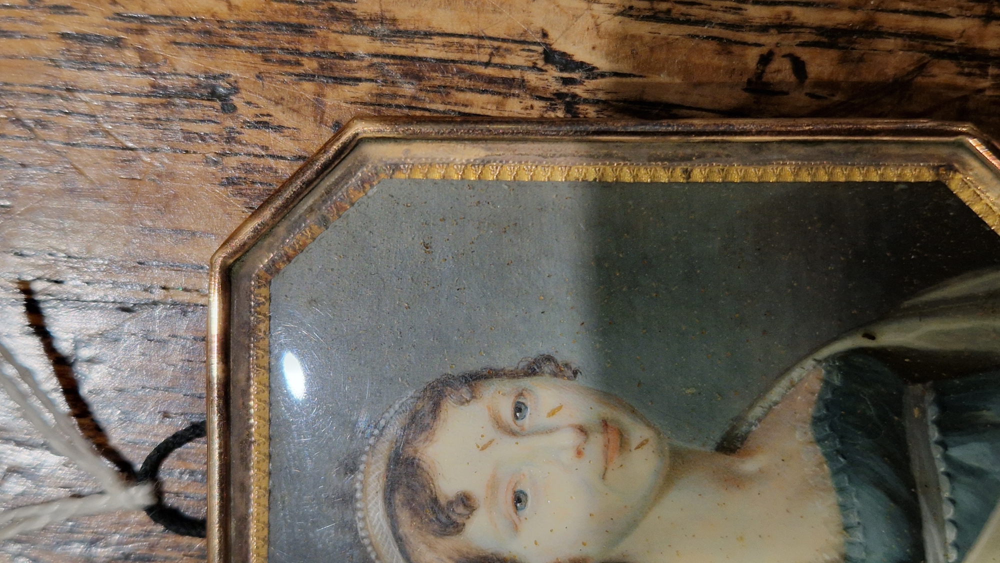 Late 18th/early 19th Century French School Portrait miniature of a lady in watercolour on ivory In - Image 2 of 17