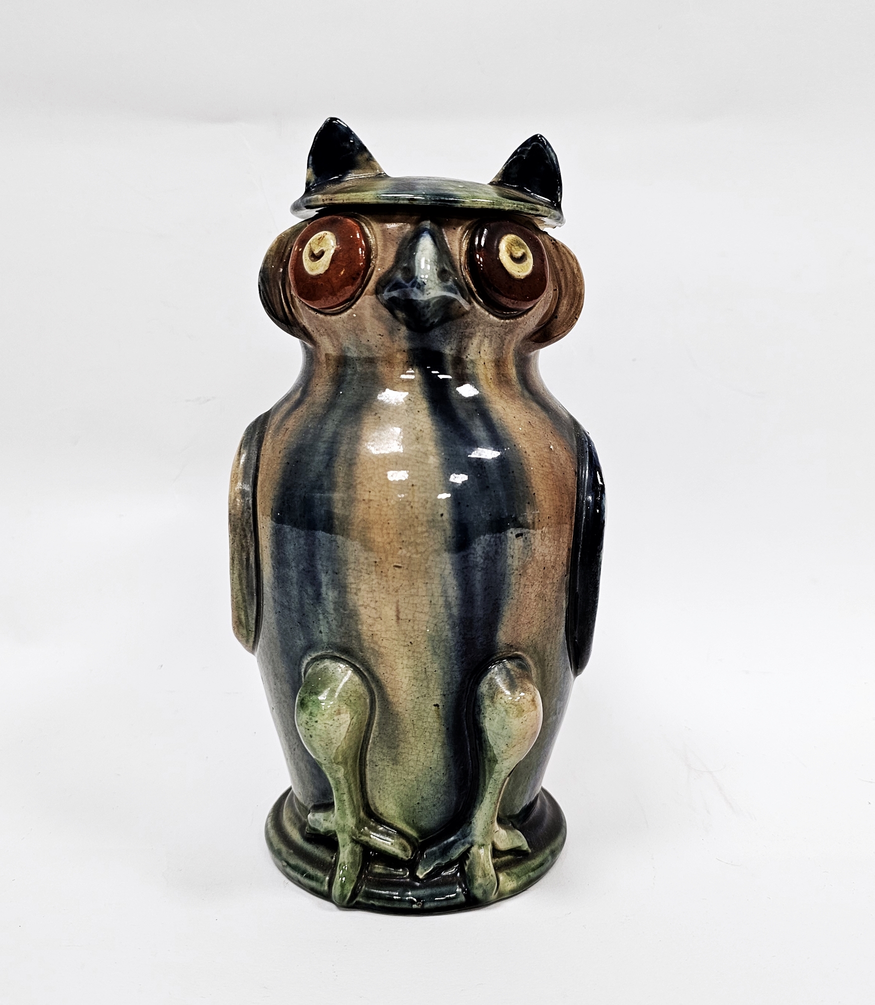 Continental pottery owl jug and cover, circa 1900, impressed shape no.386, indistinct factory mark - Bild 5 aus 8