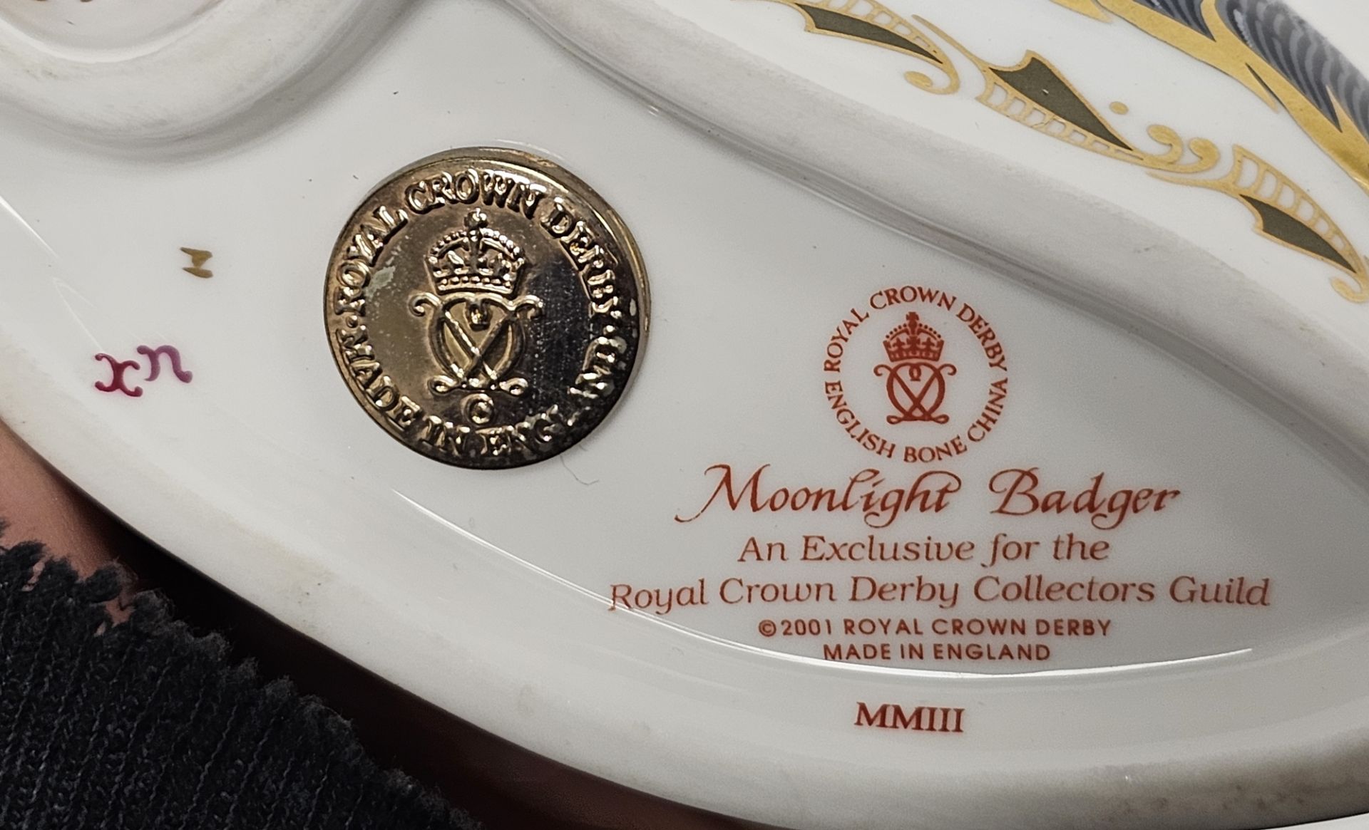 Three Royal Crown Derby bone china imari pattern paperweights, modelled as Moonlight Badger, Short - Image 5 of 6