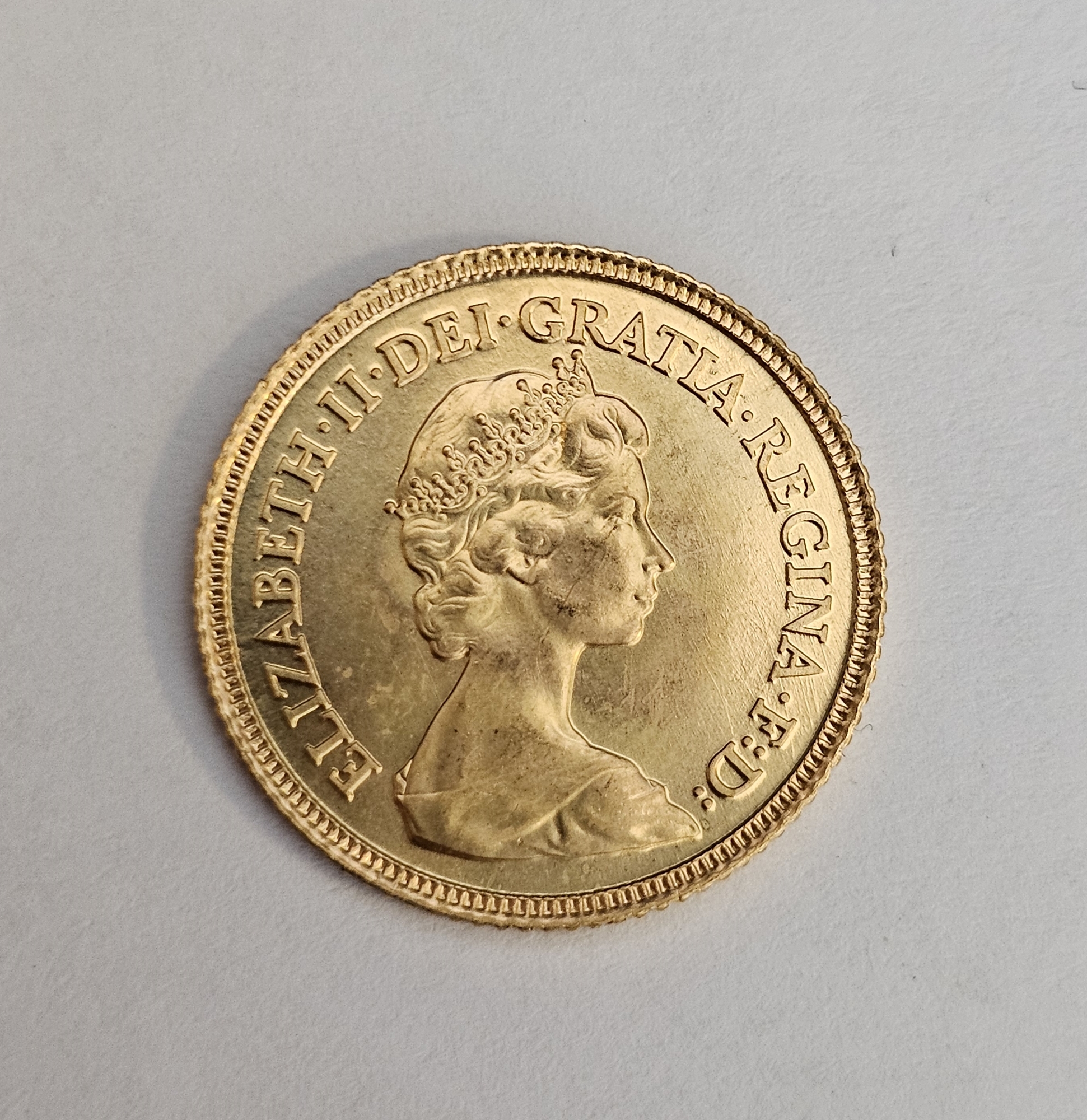 Elizabeth II half sovereign 1982 - Image 2 of 2