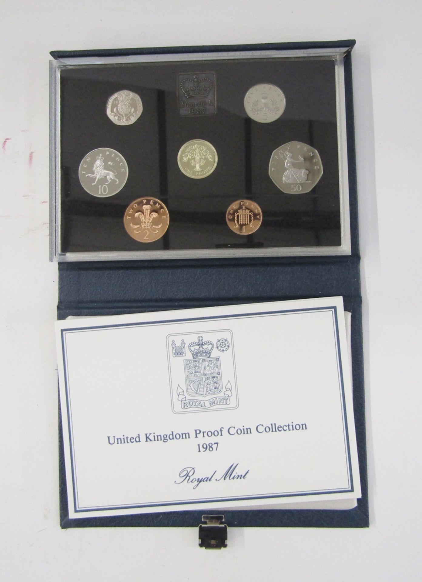 United Kingdom proof sets (5), 1983, 1984, 1985, 1986 and 1987. - Image 5 of 5