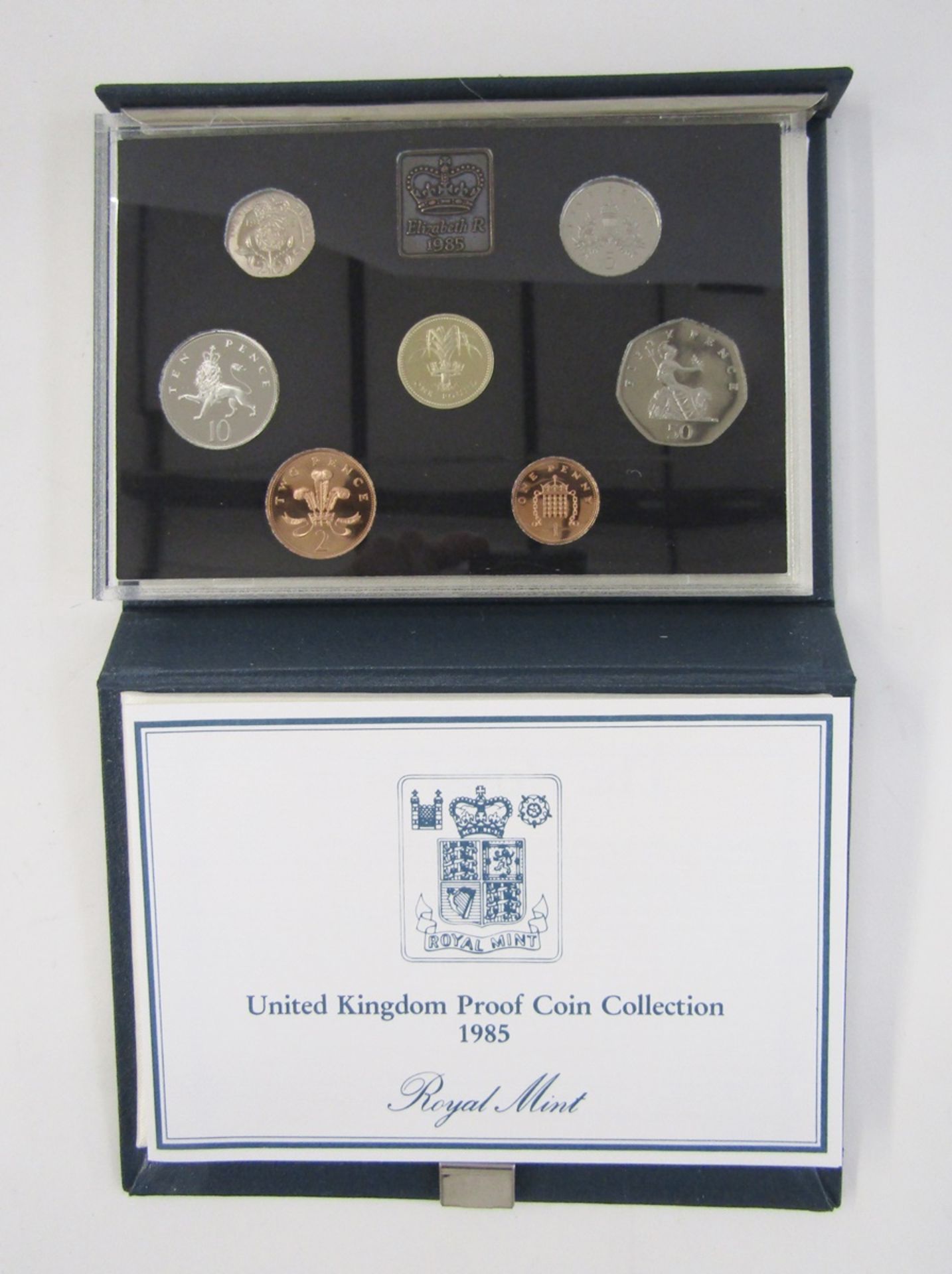 United Kingdom proof sets (5), 1983, 1984, 1985, 1986 and 1987.