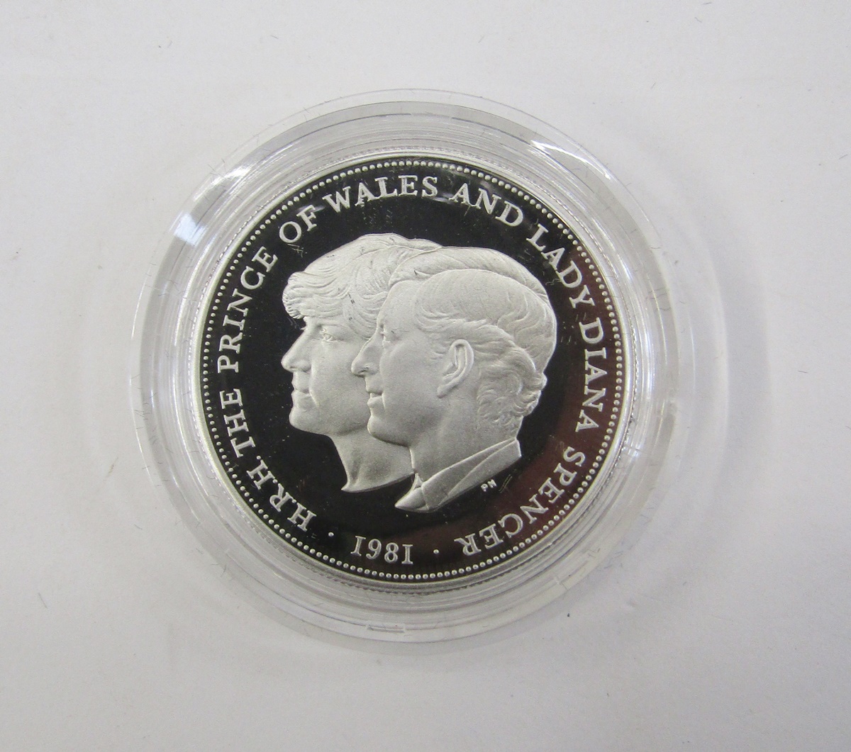 Proof silver coins, a collection of 4 silver Crowns, 1972 EP Crown, 1977 Silver Jubilee Crown, - Image 3 of 5