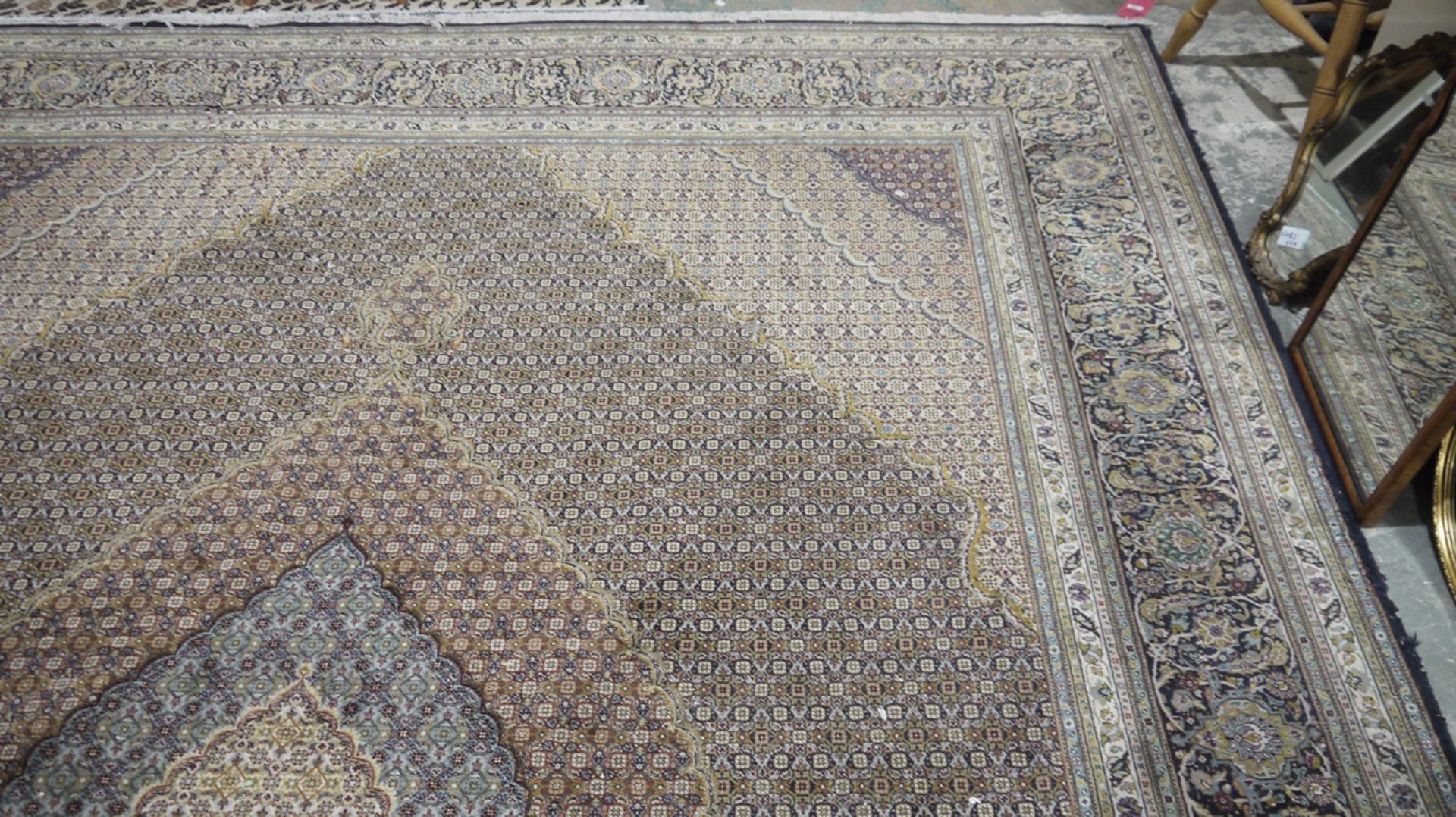 Large Persian wool carpet with concentric scalloped lozenge arabesques to the field, each with - Image 3 of 6