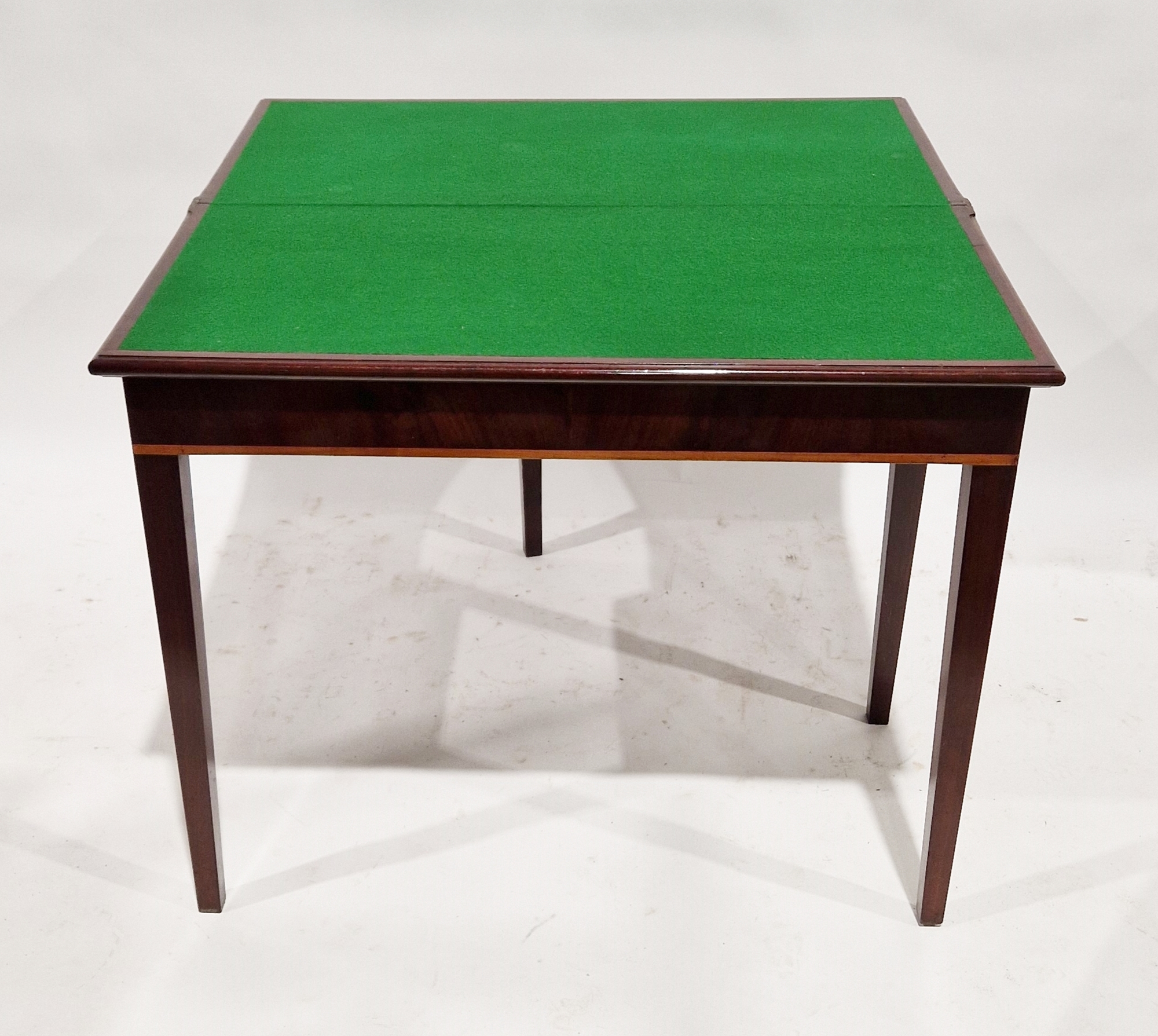 Georgian mahogany folding card table with satinwood inlaid border, opening to reveal a green baize - Image 2 of 2