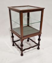 Edwardian mahogany glazed square section display cabinet, with hinged glazed top enclosing a