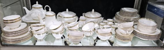 Royal Doulton bone china Clarendon pattern part dinner and breakfast service for approx. eight