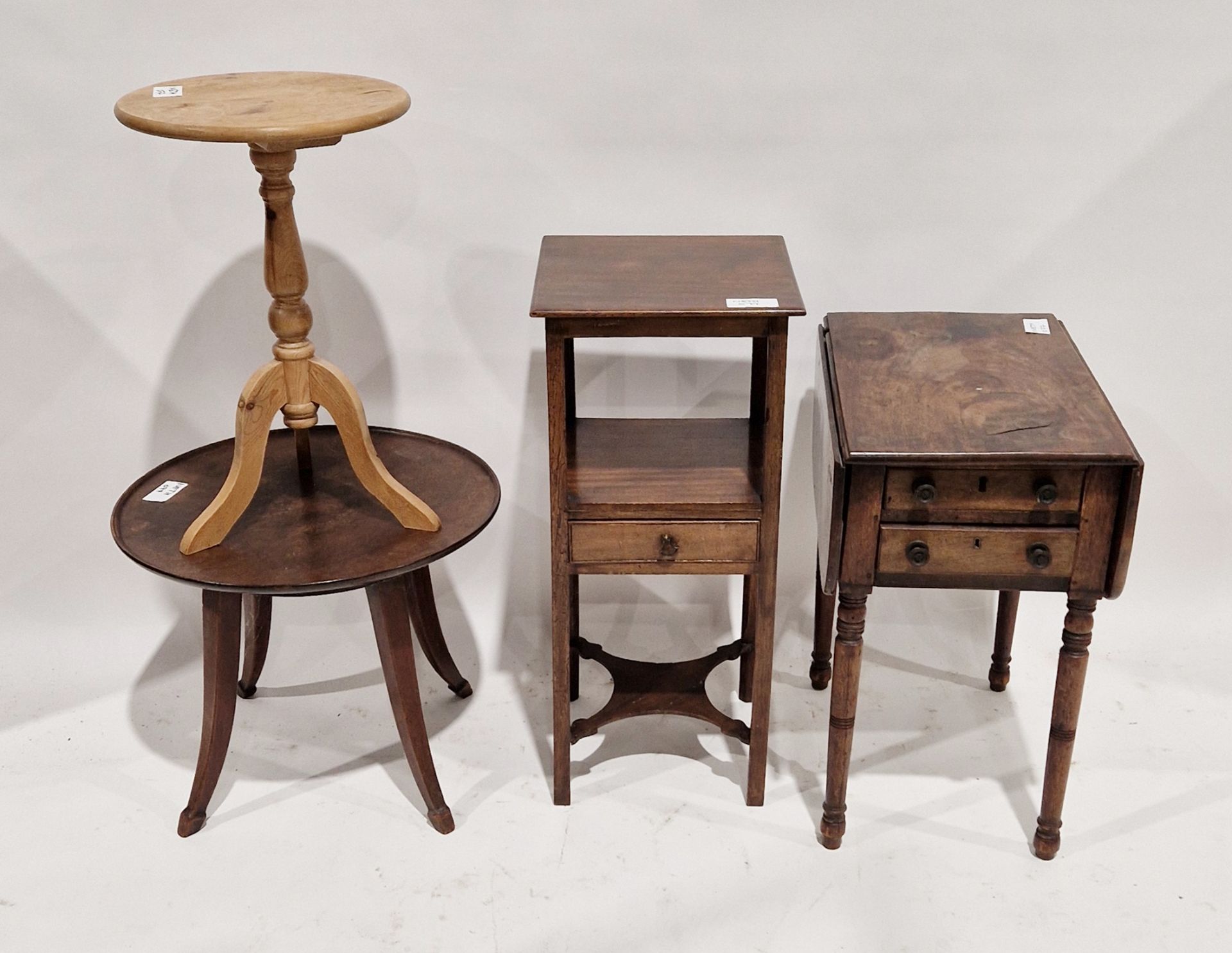 Victorian mahogany pembroke table, 64cm high x 53cm wide x 30cm deep when folded flat, a mahogany