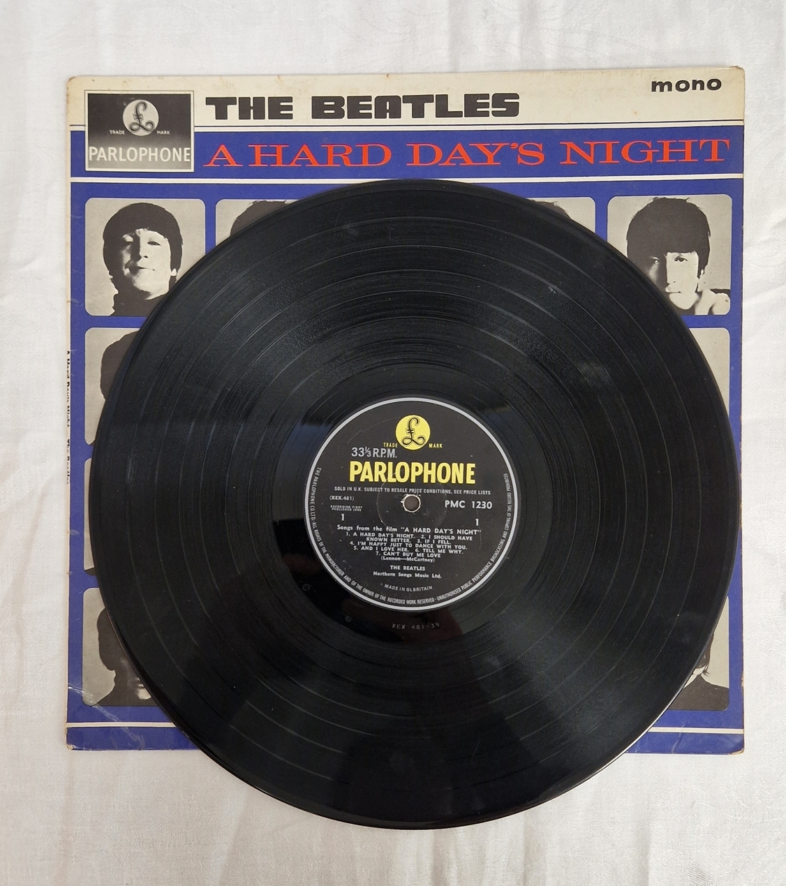 Collection of Beatles vinyl LPs including Meet the Beatles T2047, Please Please Me PMC1202, A Hard - Bild 4 aus 16