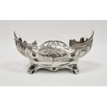 Early 20th century Art Nouveau Orivit pewter fruit dish of oval form, no.2281, with original glass