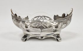 Early 20th century Art Nouveau Orivit pewter fruit dish of oval form, no.2281, with original glass