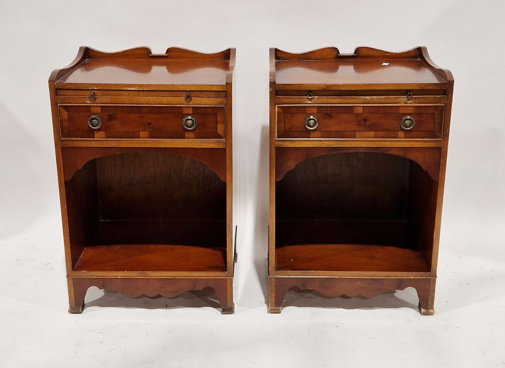 Pair of reproduction veneered bedside cupboards, each 72cm high (2)