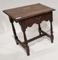 Georgian-style oak side table, 19th/early 20th century, with moulded rectangular top above a