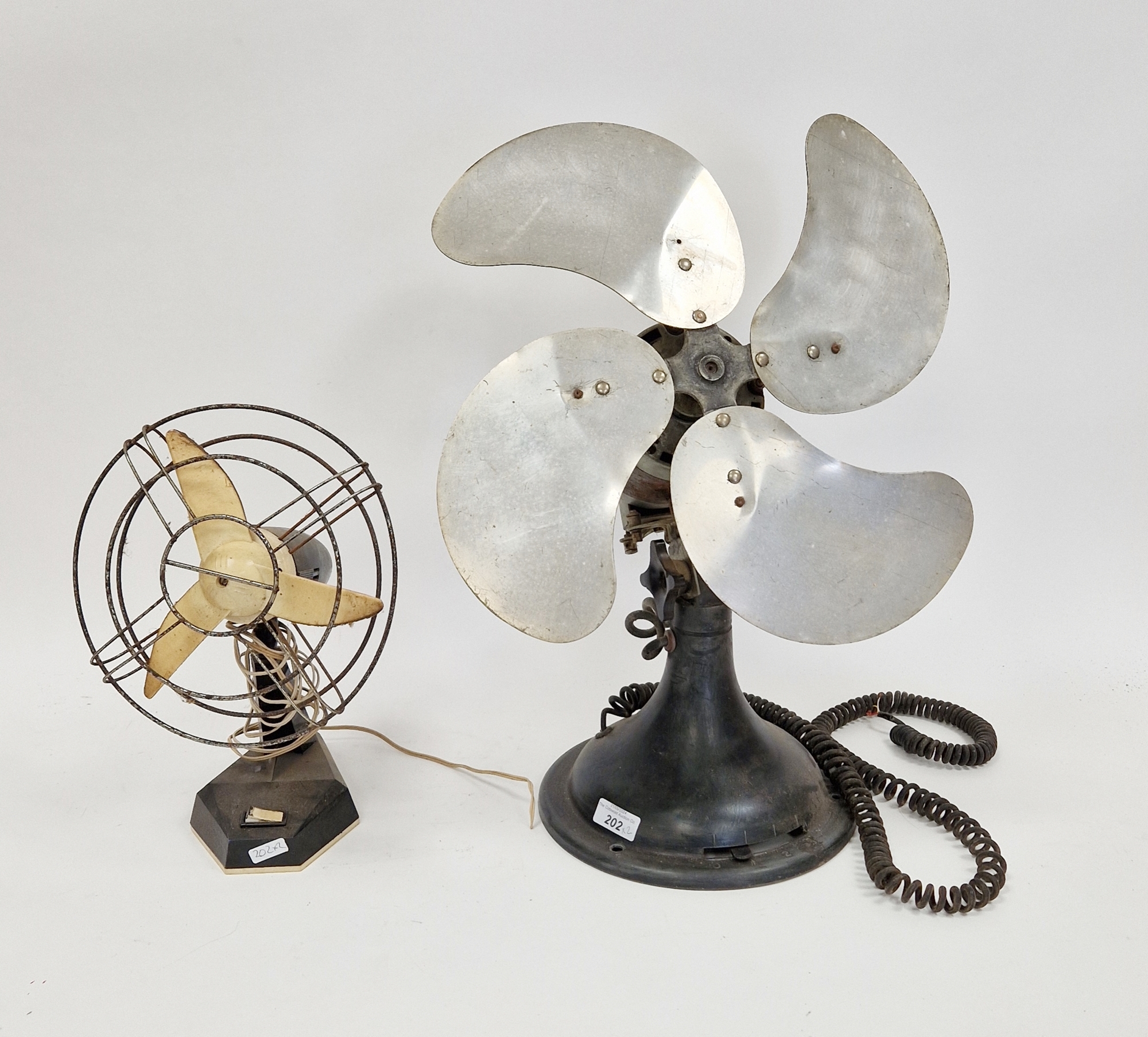 Mid century Verity's Vans Ltd electric fan, model no. 5-4-76 with numbered speed control to front