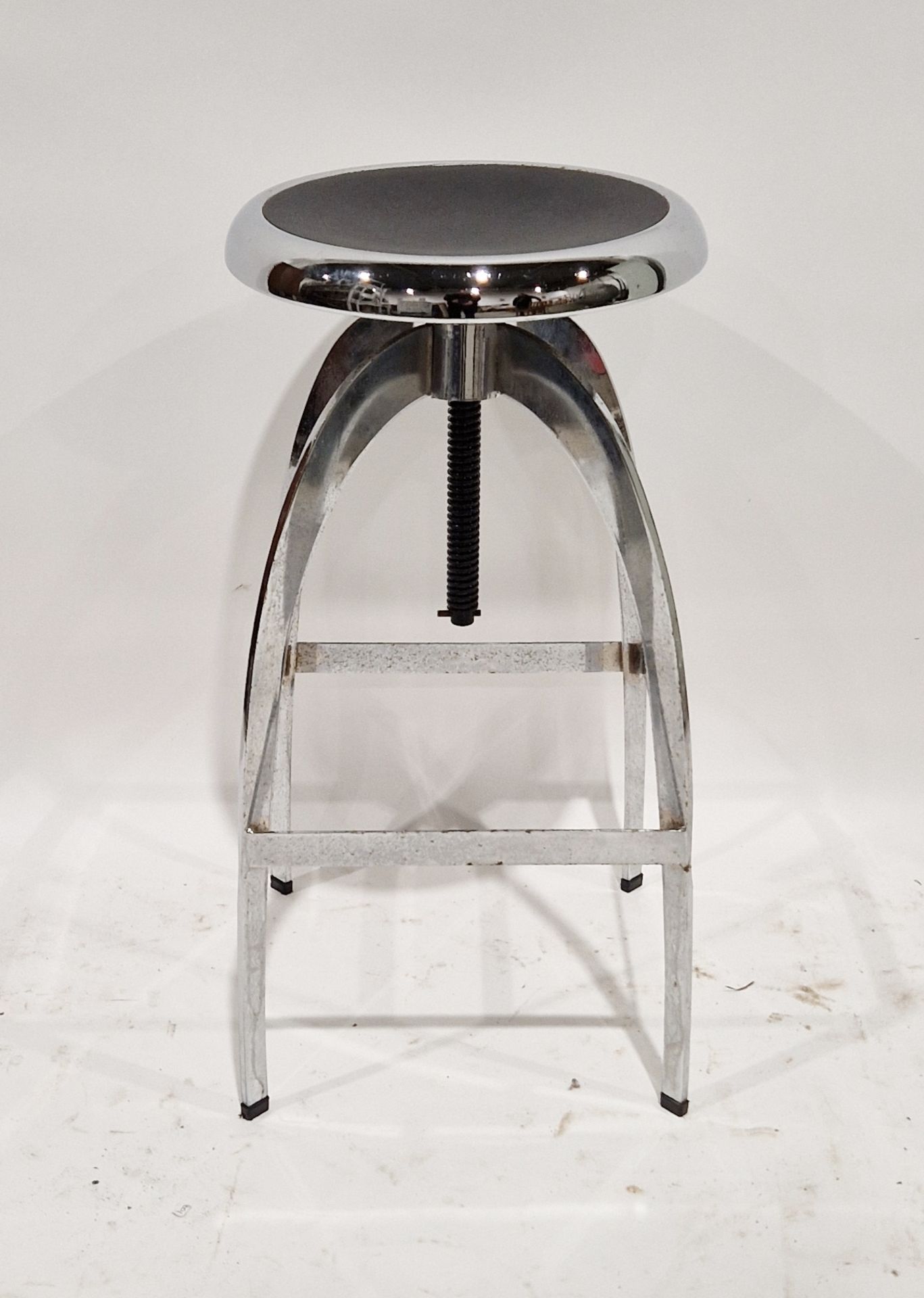 Modern chrome adjustable bar stool, 68cm high
