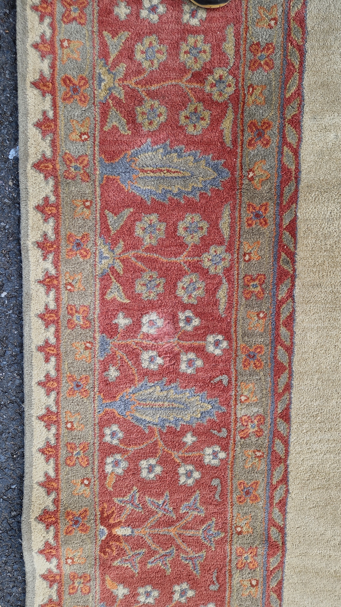 Large wool carpet of revived Eastern style, having stiff leaf and floral spray iron red border and - Image 20 of 22