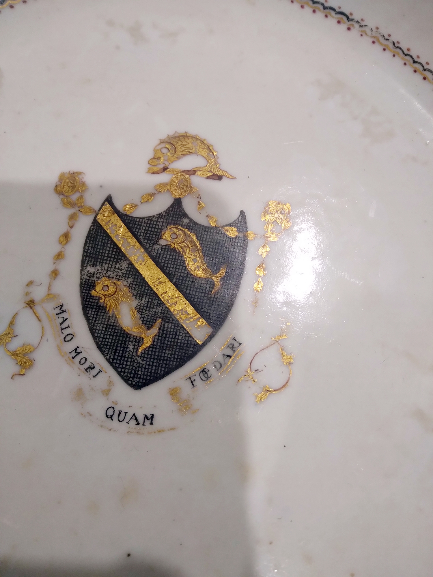 Set of 18th century Chinese export armorial dinner plates, each decorated with a black hatched - Image 7 of 20