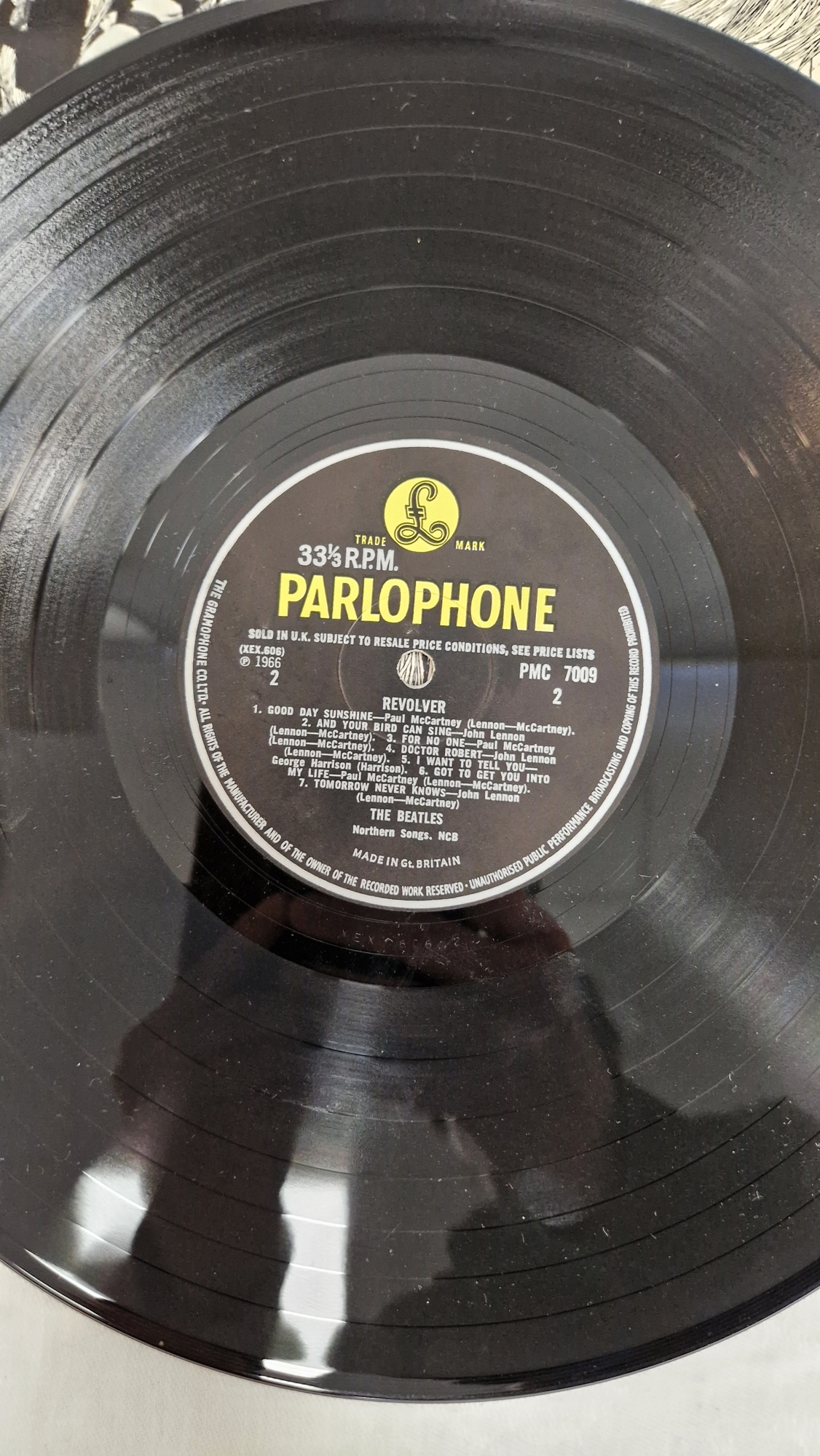 Collection of Beatles vinyl LPs including Meet the Beatles T2047, Please Please Me PMC1202, A Hard - Bild 6 aus 16