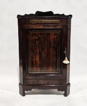 Victorian rosewood corner cupboard with inlaid brass stringing, single door opening to reveal two